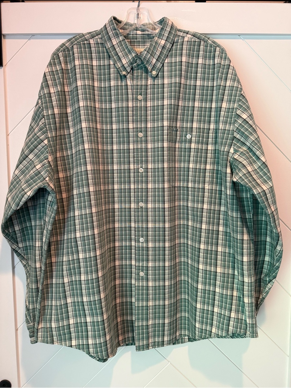 Eddie Bauer Green black white Plaid Button-Down Shirt